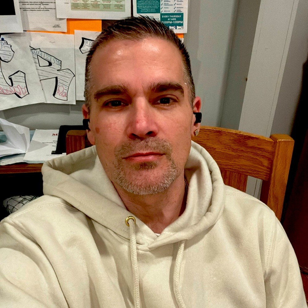 Meet your Posher, Christopher